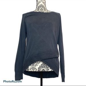 Soft Athleta pull over shirt